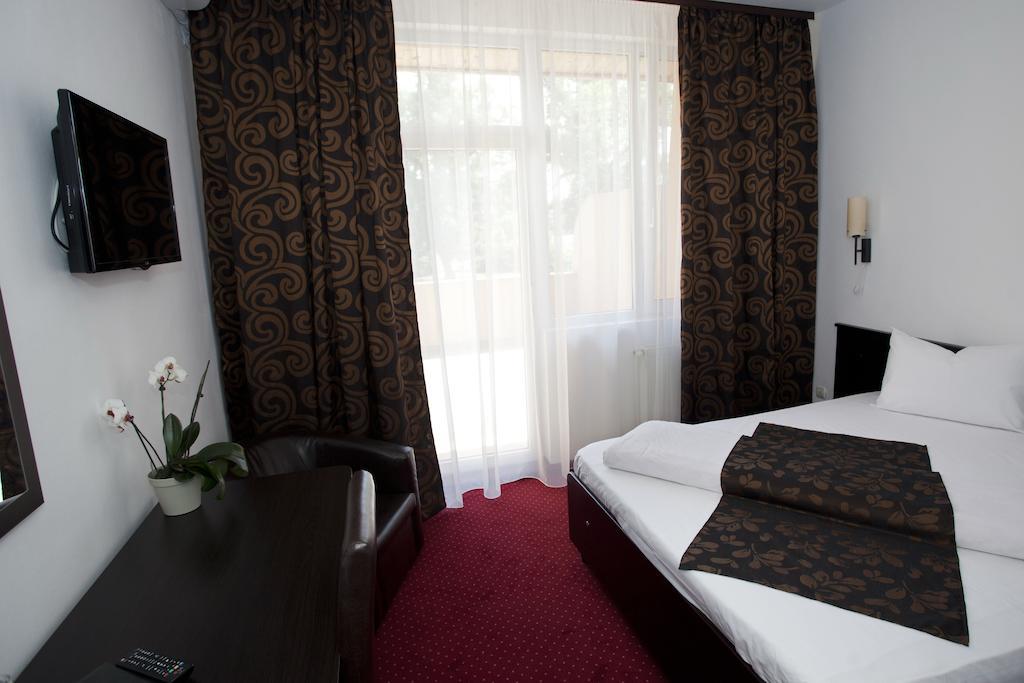 Hotel Terra Oradea Dış mekan fotoğraf