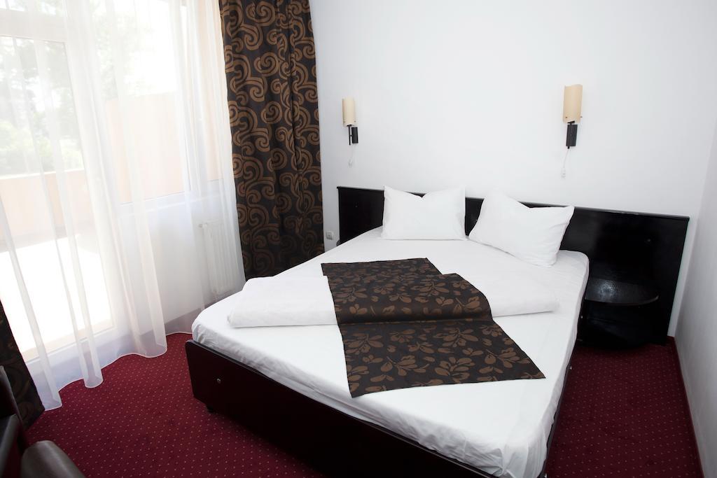 Hotel Terra Oradea Dış mekan fotoğraf