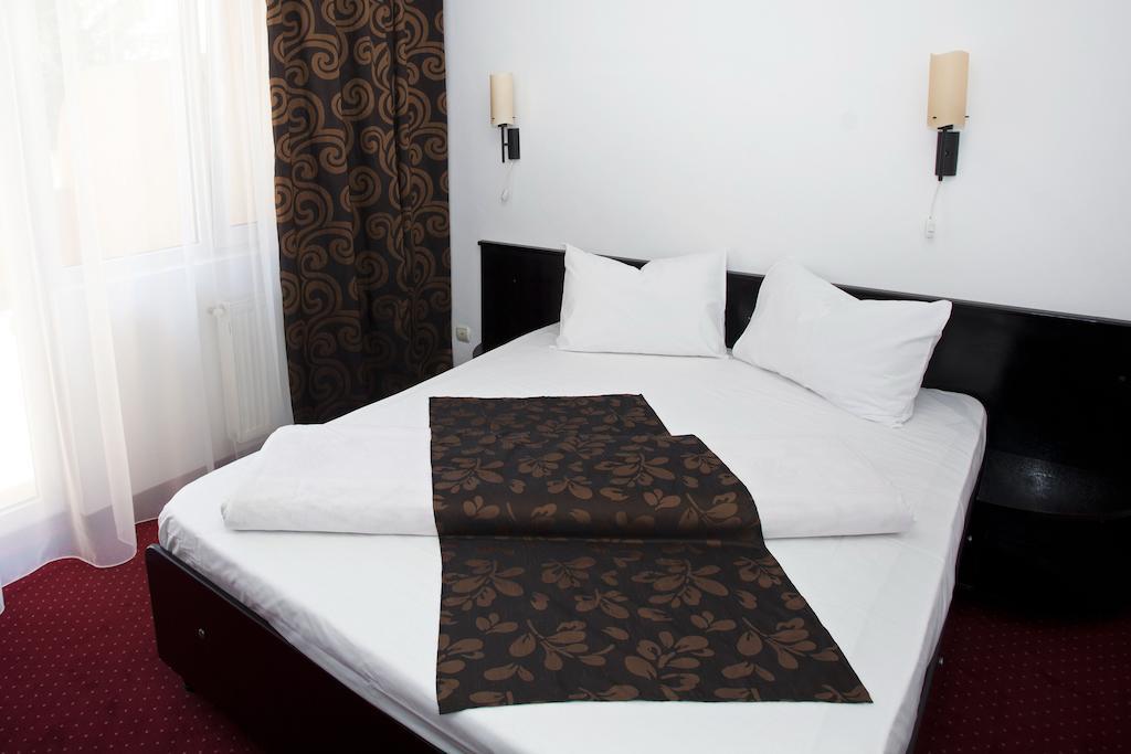 Hotel Terra Oradea Dış mekan fotoğraf