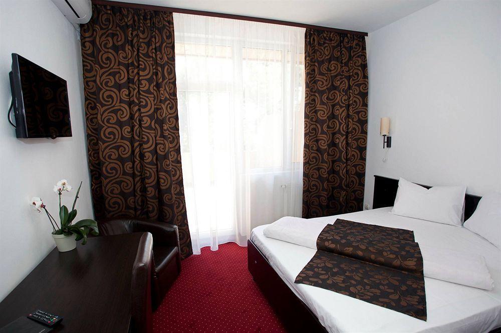 Hotel Terra Oradea Dış mekan fotoğraf