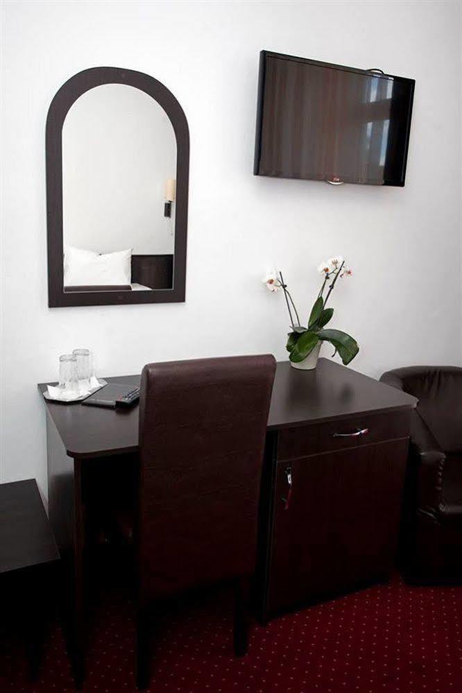 Hotel Terra Oradea Dış mekan fotoğraf