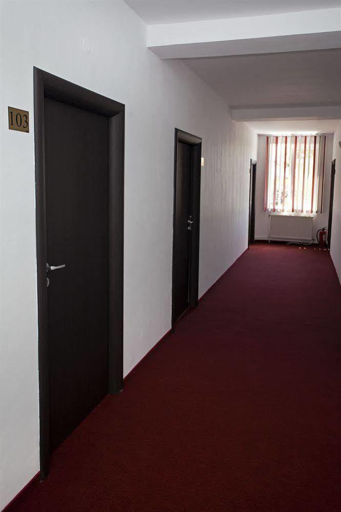 Hotel Terra Oradea Dış mekan fotoğraf