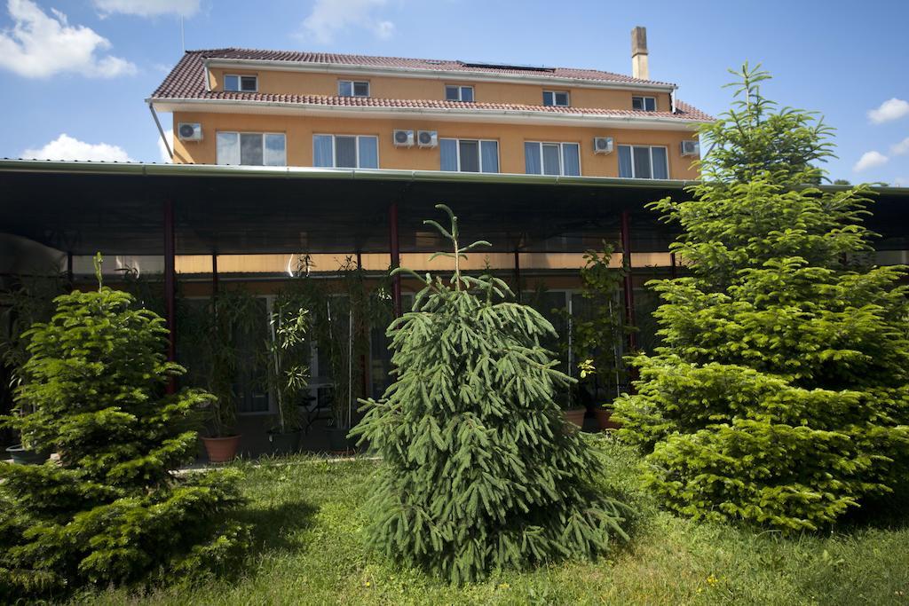 Hotel Terra Oradea Dış mekan fotoğraf