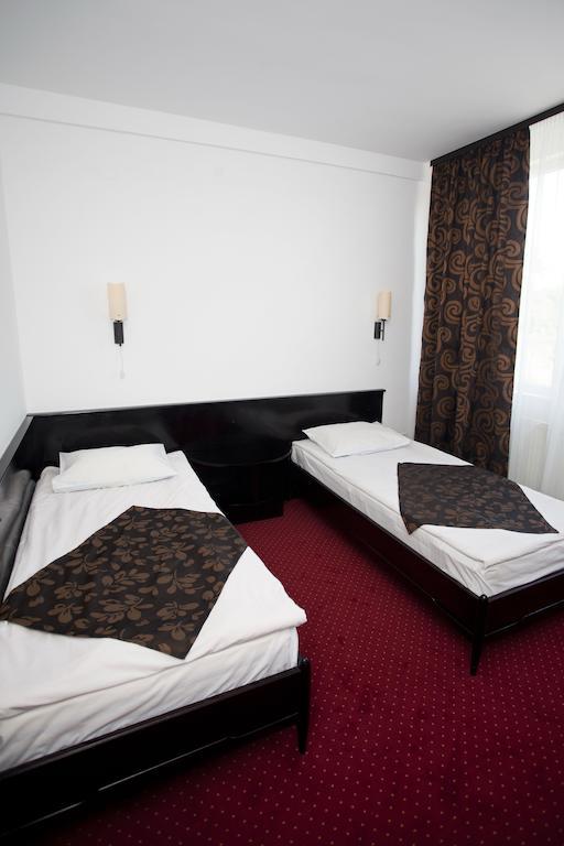 Hotel Terra Oradea Dış mekan fotoğraf